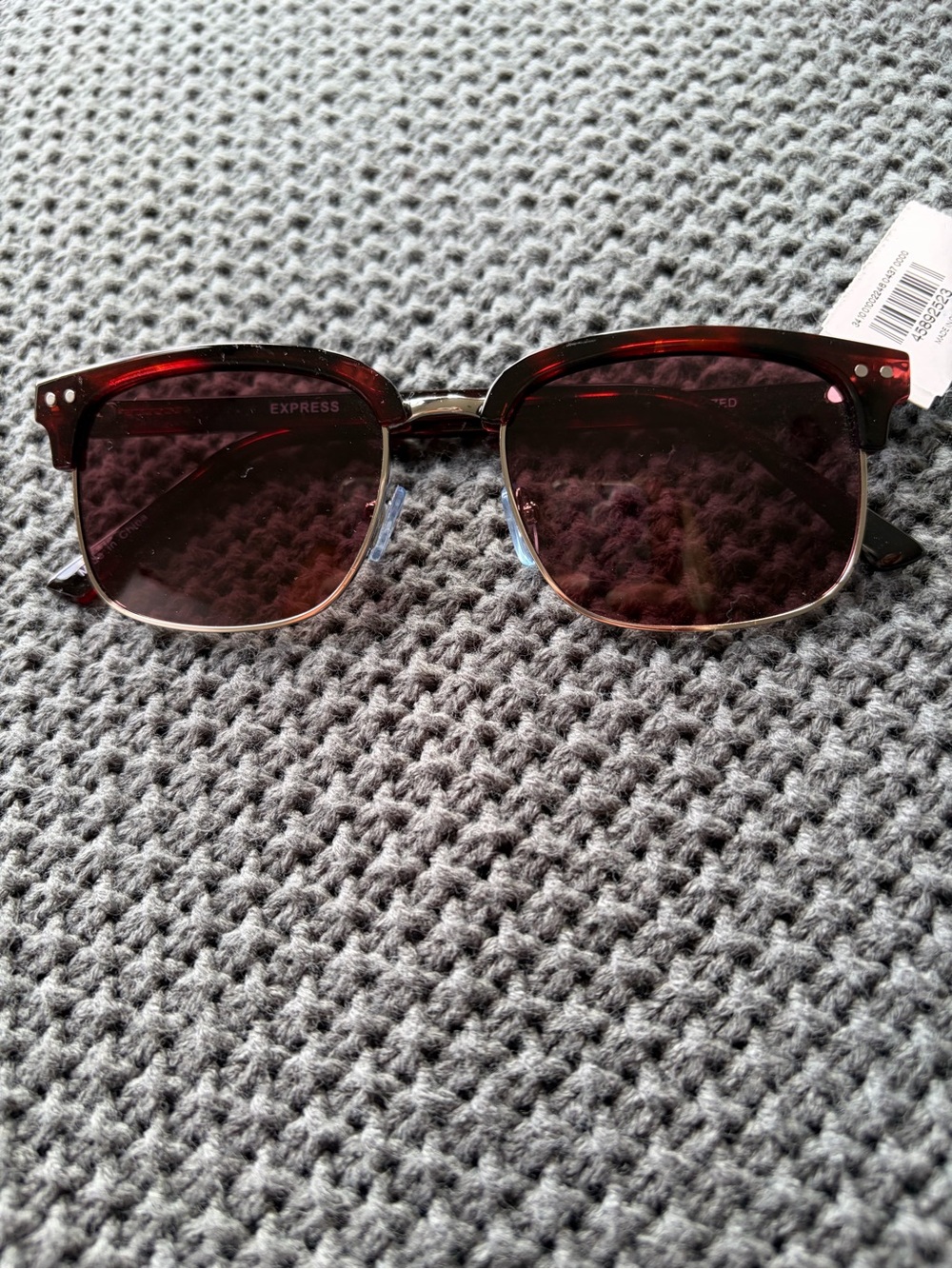 Express Womens Tortoiseshell Frame Sunglasses with Brown Lenses